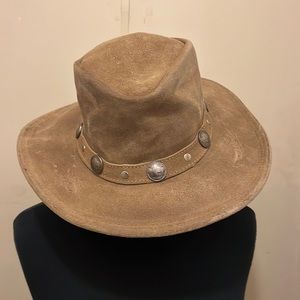 Minnetonka Suede Western Hat